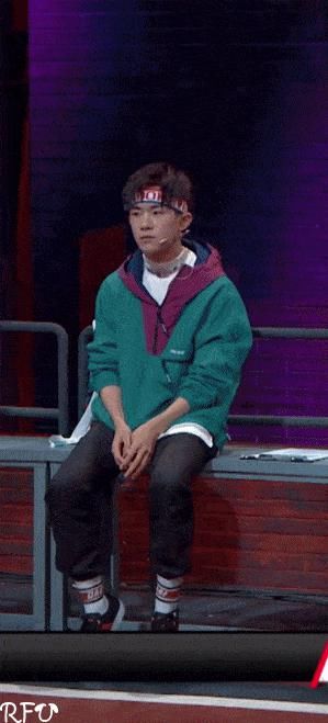  jiojio|易烊千玺可爱小jiojio合集易式小动作萌翻你的少女心