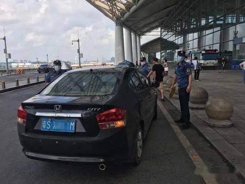 司机|执法||执法部门“秋风扫落叶”，非法营运蓝牌车、无证网约车又“凉凉”……