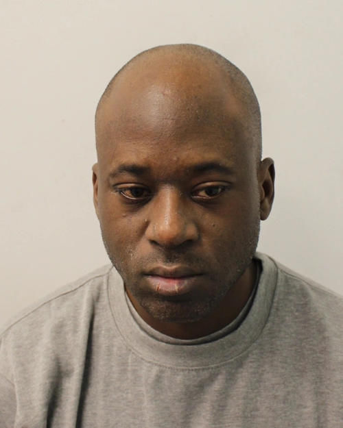  布拉赞特|男子出狱六天后悄悄上街跟踪推婴儿车的陌生女子，朝她刺了七刀