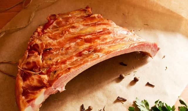 美食|到东北必吃的16道美食,一道杀猪菜就能迷倒我们,全是经典味道