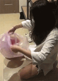 假动作|搞笑GIF:小伙子,这个假动作我给你满分