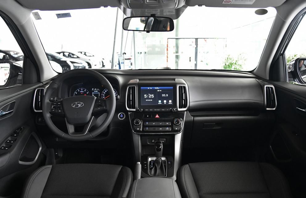  CRV|现代又一跑量SUV！人气不输本田CRV，跌到10.2万，1月大卖16315辆