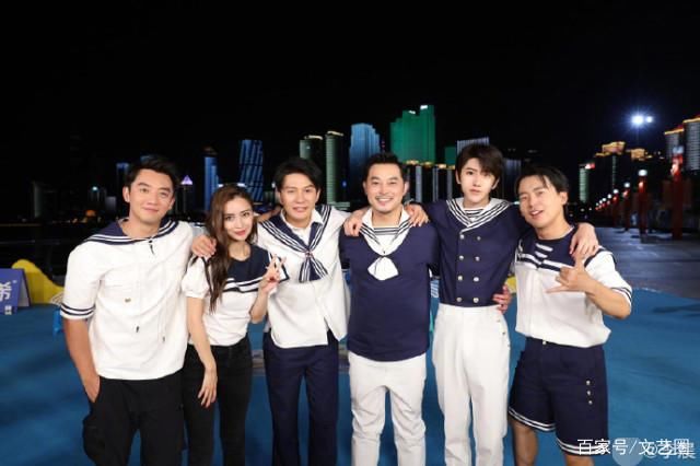  李晨|跑男合照42岁李晨P图太猛比蔡徐坤还嫩，网友调侃滤镜比城墙还厚