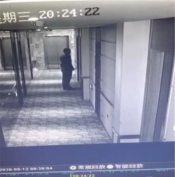 酒店|两名女客房间突遭陌生男子闯入！酒店回应