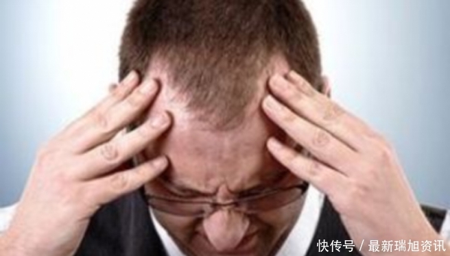  脑溢血|19岁小伙送外卖途中脑溢血，一天超8小时未吃饭，为了挣到学费