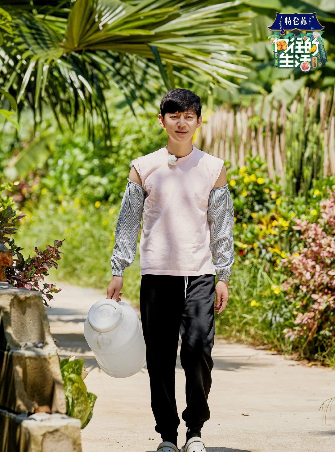 向往|《向往4》收官，何炅情商、黄磊厨艺、彭昱畅实在、张子枫安静