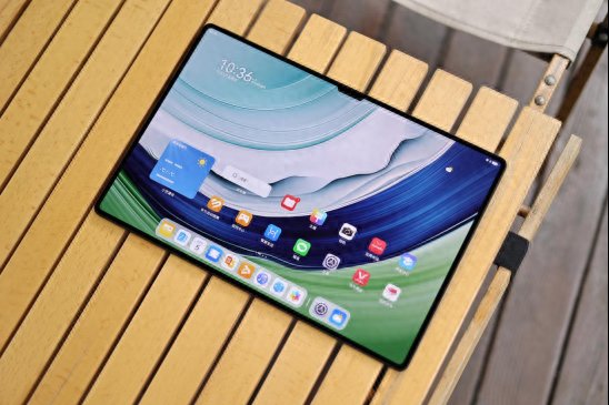 华为MatePad Pro 13.2英寸评测：大屏幕大智慧娱乐办公均能胜任