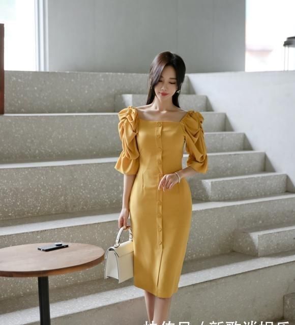 嫩黄|孙允珠：蛋挞夏荣絮彩花边嫩黄连衣裙写真