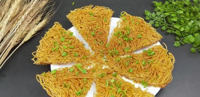  没吃过|面条这个做法火了！比炒面好吃10倍，很多人没吃过，赶紧行动起来