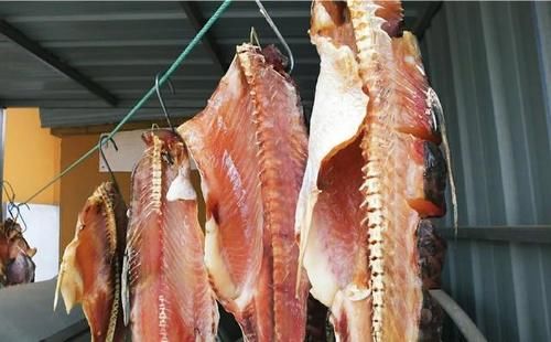 腌制出来|腌腊鱼能放水吗？