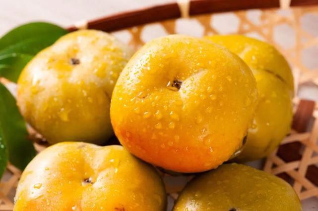 苹果|自带“冰糖心”的云南脆柿,爽似苹果,香甜不带涩