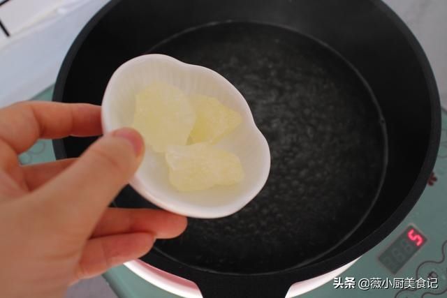  罐头|夏天，遇到这水果一买就是10斤，做成糖水罐头，孩子可以放心吃