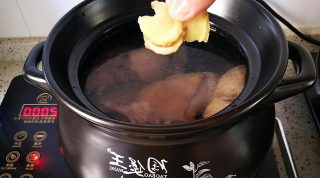  营养|秋季吃山药有新搭配，保证营养还要降秋燥，不容错过的一道汤