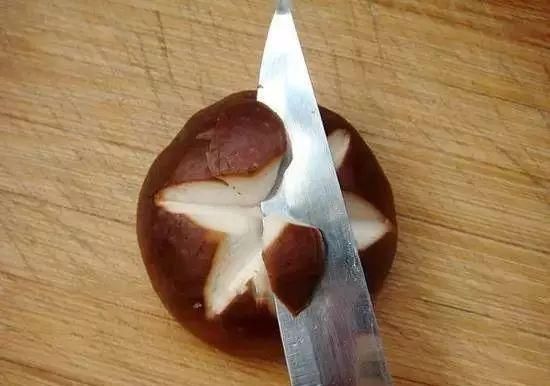 切成|教你切花刀!轻松做出鱿鱼花卷、开背虾、松鼠鱼→