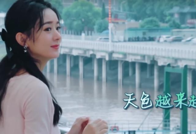  粉丝|中餐厅：赵丽颖一出镜身边就有兔子，得知真实含义，粉丝哭到哽咽