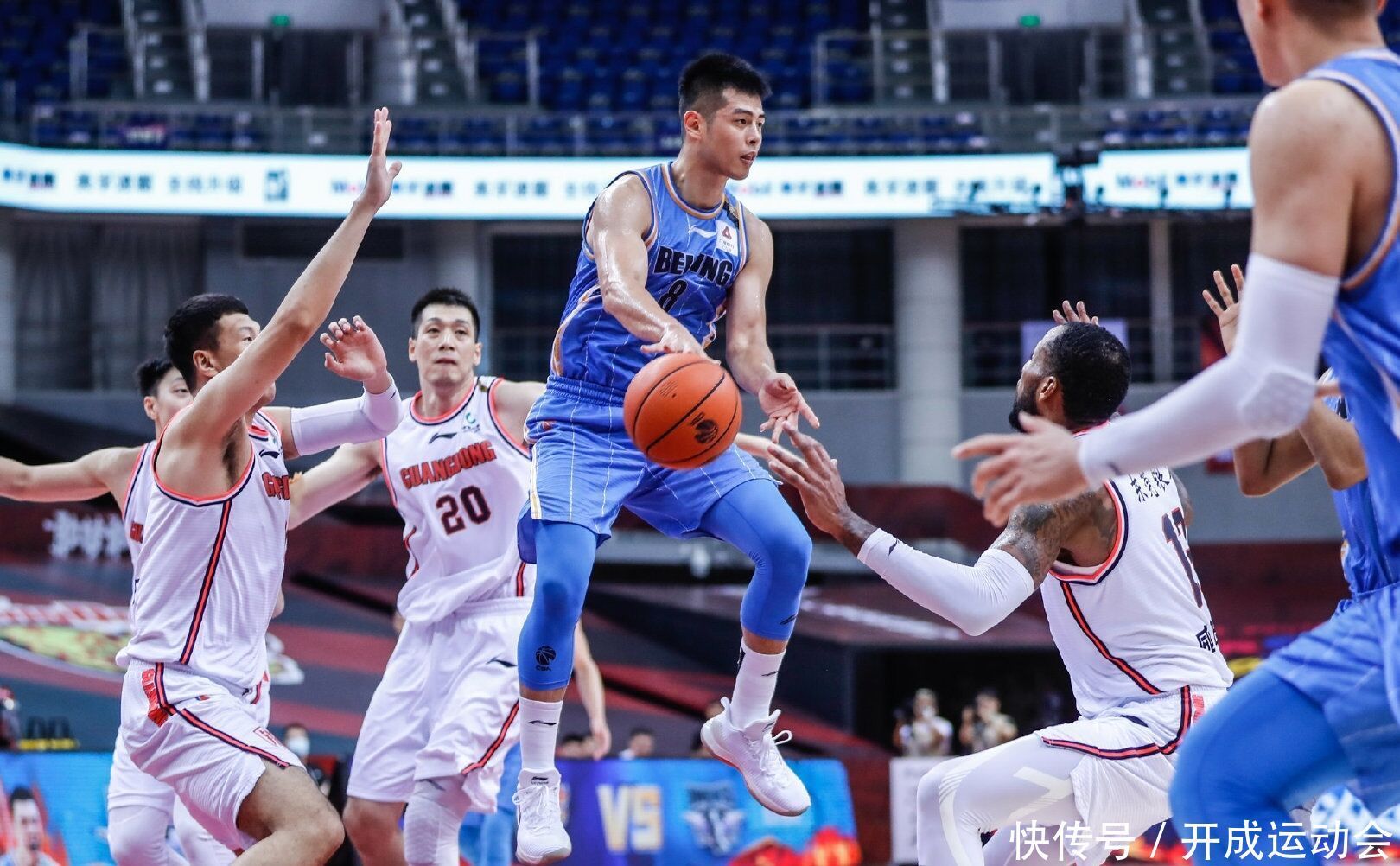  史诗|史诗般胜利！广东111-109加时战胜首钢：威姆斯40分，力挽狂澜