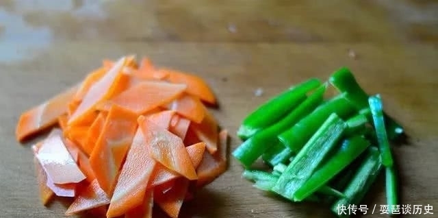 秋天|秋天就吃这道菜,荤素搭配味道好,1顿饭吃这1道菜就够了!