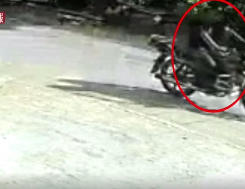 落网|曾春亮落网前最后1小时轨迹:骑摩托车在三县交界流窜