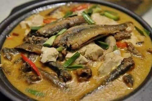  特色|东北5道特色硬菜，闻着就让人口水直流，南方人表示：看着没食欲