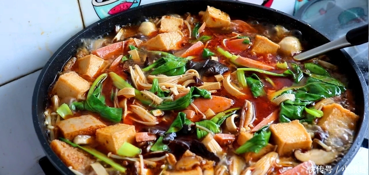 火锅|想吃麻辣冒菜别再去饭店了,教您在家简单做,香辣美味又过瘾