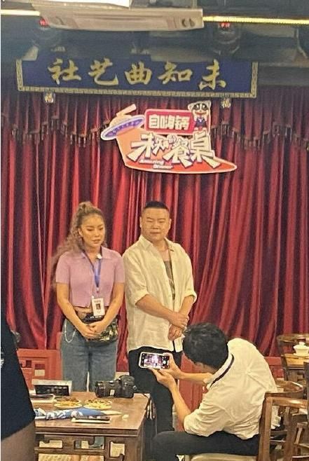  路透|综艺路透秦昊成为＂东升旅行社＂导游，办一日游你会跟他走吗？