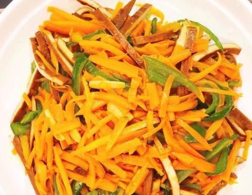  下饭|上班没时间做饭？这道菜5分钟出锅，一碗米饭一份菜，管饱又下饭