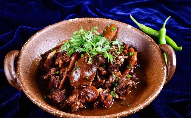 毫无|不可错过的舌尖皖南，毫无“头衔”的菜品，却道道令人垂涎三尺