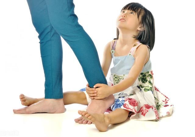 孩子|孩子胆小、自卑，大多是这样的父母带出来的