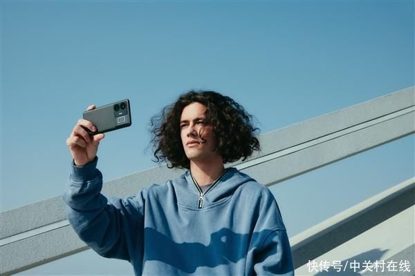 一加、真我 都上24GB超大内存