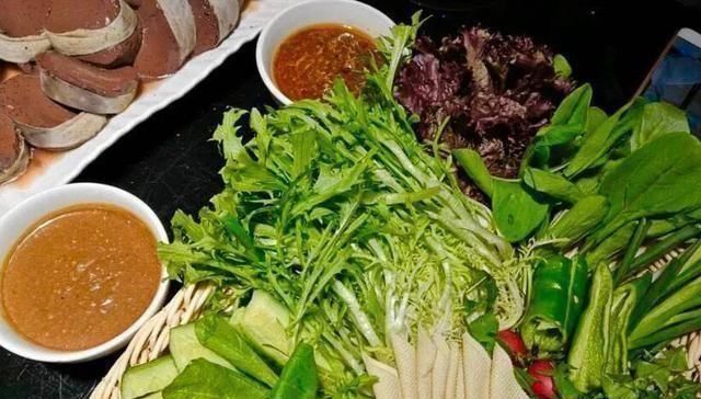 美食|到东北必吃的16道美食,一道杀猪菜就能迷倒我们,全是经典味道