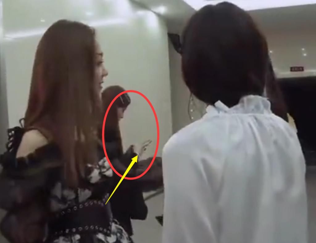 真实|孟美岐和陈卓璇真实关系如何?搂张艺凡、刘些宁后扭头瞬间被发现了