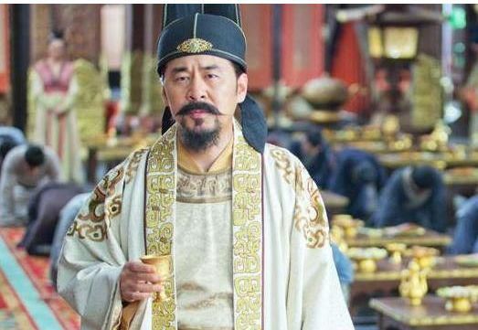 独独|赵匡胤杯酒释兵权，却独独忘了他，家贼难防！