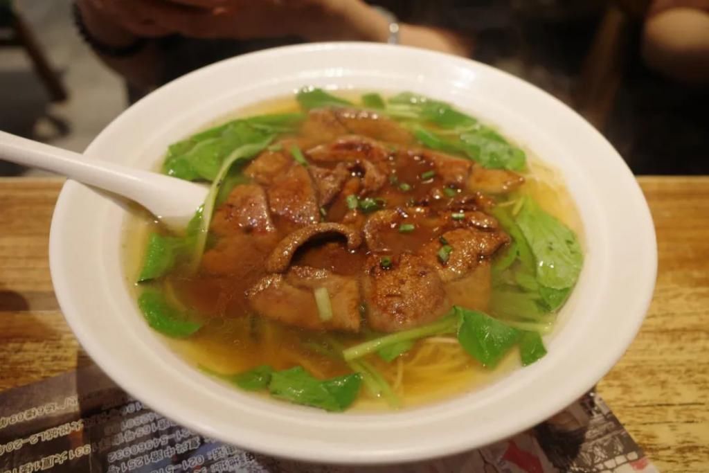  酒吧|这个季节去上海，有什么私藏酒吧餐厅好吃好喝好逛？