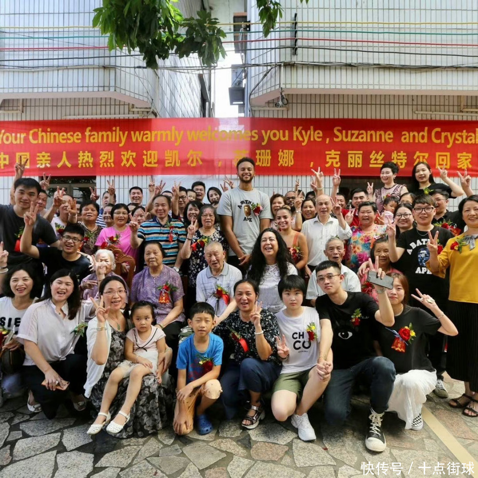 官方确认李凯尔加入中国队!男篮首发五人确定,8月世界杯或首秀 官方确认李凯尔加入中国队!男篮首发五人确定,8月世界杯或首秀