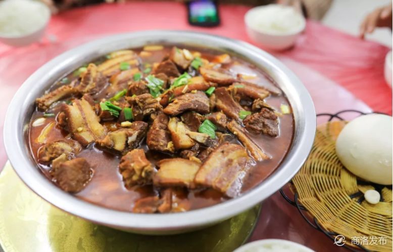 红白喜事|只要一口就会爱上!作为商州最抗打的一味硬菜,还是非物质文化遗产,真香