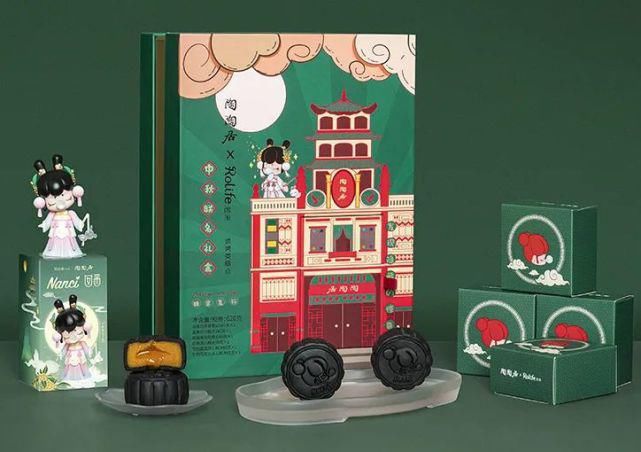  疯狂|燃到不敢认！国货品牌月饼太美了，连老外都要疯狂搞代购