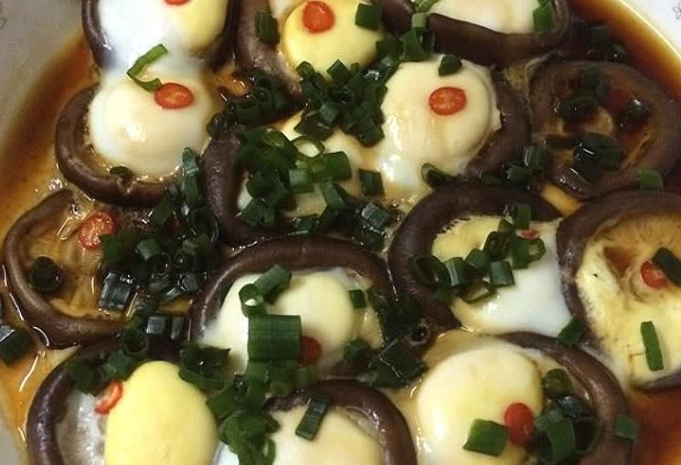  香菇蒸鹌鹑|香菇加“一宝”，孩子要常吃，比排骨便宜，比牛奶强，提高记忆力