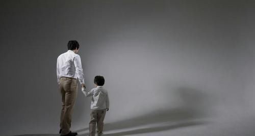  父亲缺失|孩子成长的过程中，父亲“角色缺失”成难题？搞清楚这几点是关键