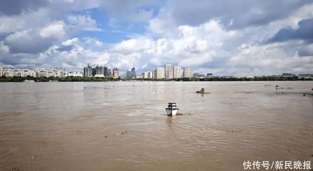 舒兰强降雨已致14人遇难、1人失联；黑吉两省抗洪压力较大，消息汇总