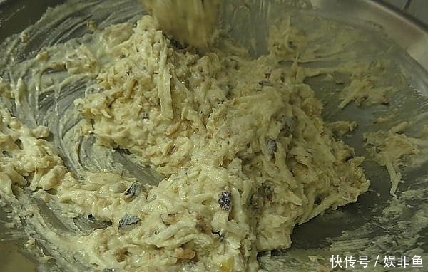 小点心|入秋后，全家最爱吃的小点心，软糯香甜，做法简单，全家人的最爱