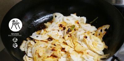  忘不掉|莲藕超好吃的做法，香辣脆爽，营养又解馋，吃一次就忘不掉太香了