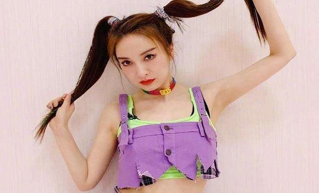  吴昕|《向往的生活》，何炅护犊子吴昕，疑似回怼杜华：融入？你试试