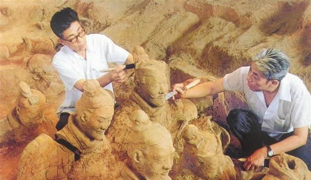 秦俑考古|一把铲,一条绳,寻幽探秘骊山陵