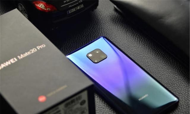  蒙圈|华为彻底蒙圈了，Mate20已跌破2000元，为何销量还在猛涨？