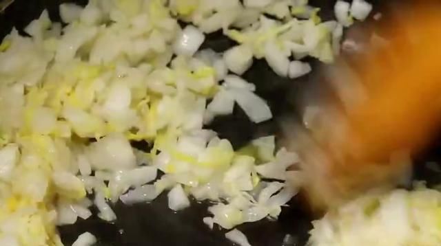  学会|爱吃酸菜的朋友记得收藏，脆爽开胃，简单几分钟就可以学会