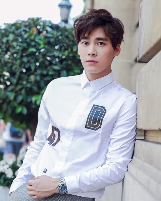  瘦下来|李易峰，一个月暴瘦20斤，方法主要有3点，学会1点就能轻松瘦下来