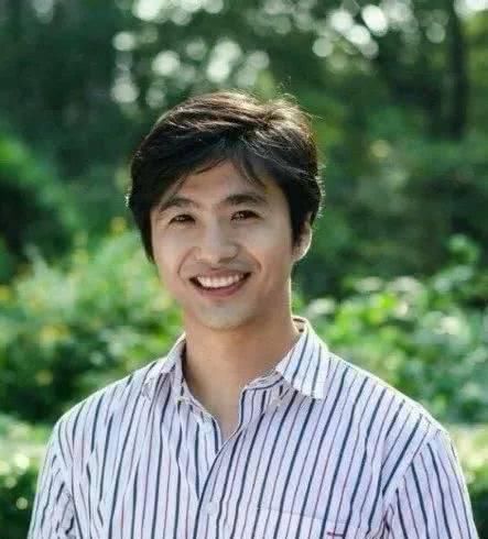  身陷|他智商140，31岁成北大教授，如今身陷出轨疑云跌“神坛”