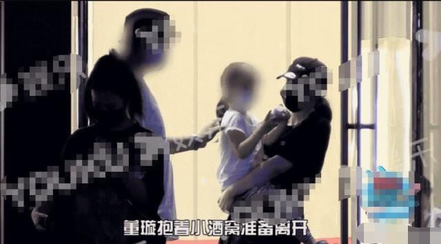  全程|董璇去高云翔酒店接女儿，两人全程不见面，复合没戏了？