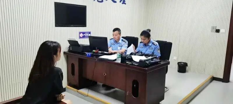 王某坤|【百日攻坚】大学生情侣“做兼职”变“卡贩子”安仁警方再端一个电信诈骗团伙