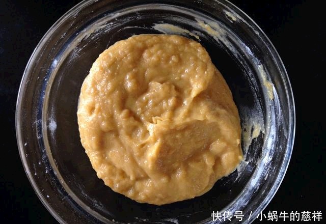 易学|简单易学的椰蓉红薯挞,自己在家就能制作,味道不比蛋挞差